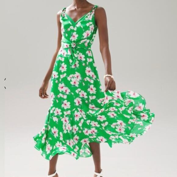White House Black Market Dresses & Skirts - New! *Flawed" White House Black Market  Floral Satin Fit & Flare Dress, size 2‎